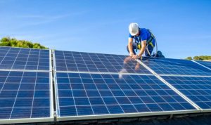 Installation et mise en production des panneaux solaires photovoltaïques à Ornans